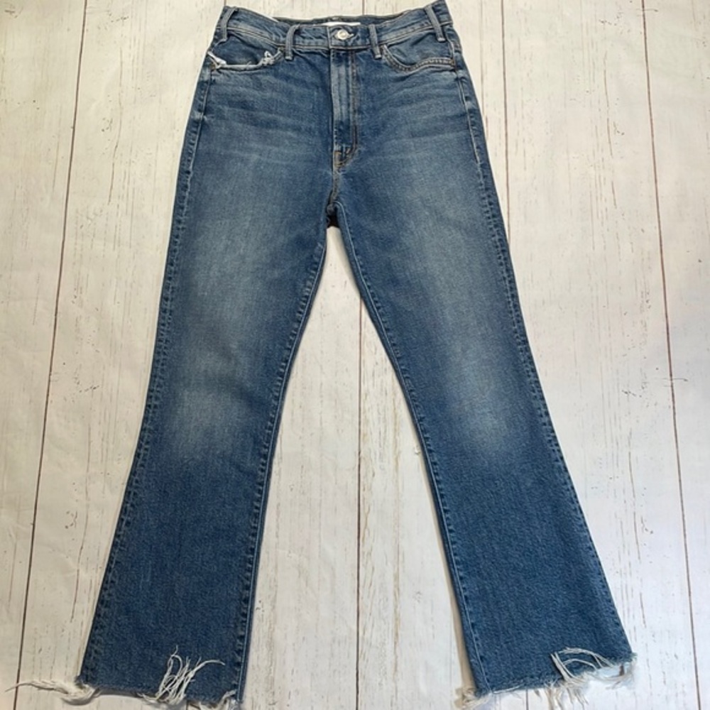MOTHER The Hustler Ankle Fray Jeans in faded light Wash denim size 27